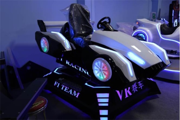景區vr體驗館的vr賽車